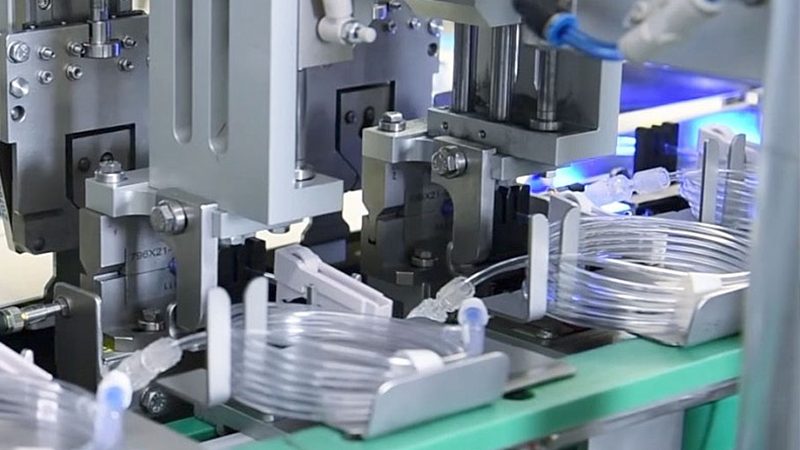 非标自动化设备：揭秘设计与标准机的差异化